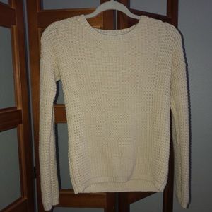 Fall Essentials. Creme Long Sleeve Sweater